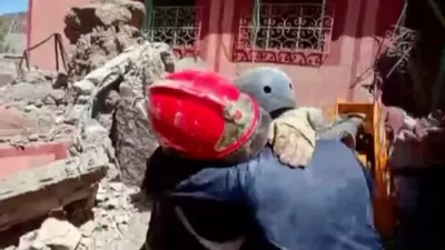 Radost spasilaca kad su izvukli čoveka iz srušene zgrade